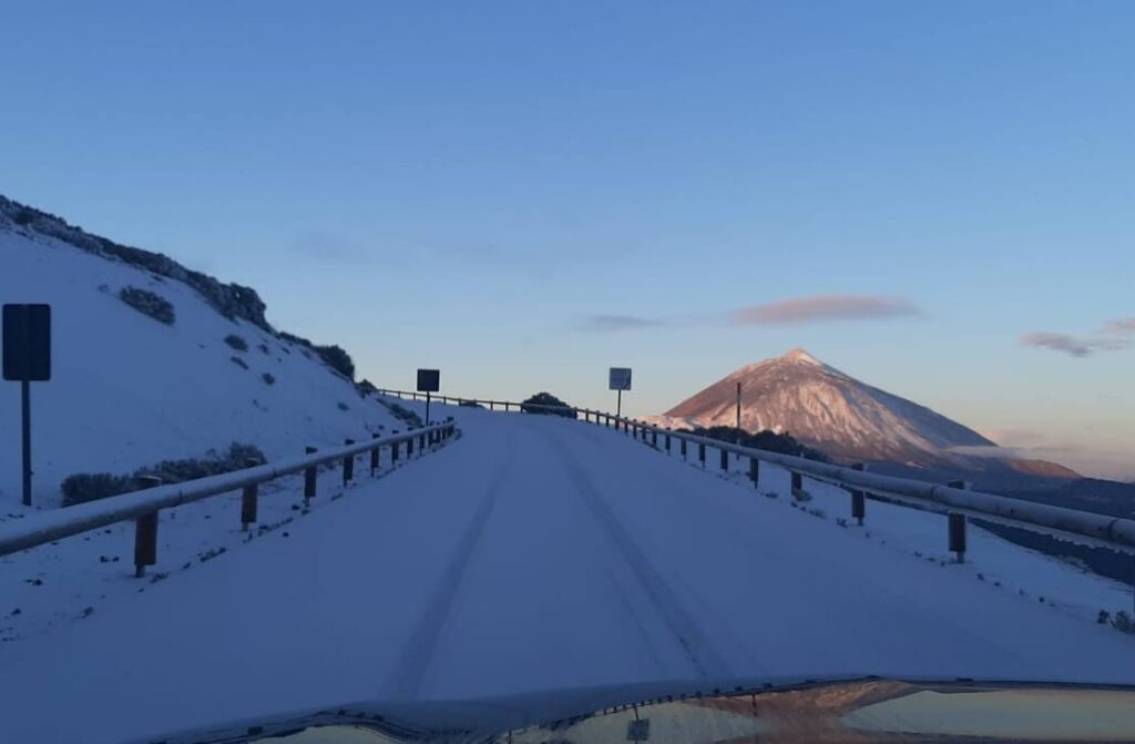 Schnee-Alarm auf Teneriffa und La Palma ausgegeben