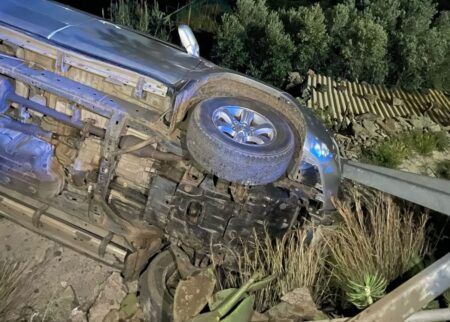 Unfall: Auto auf Gran Canaria fast in Schlucht gestürzt